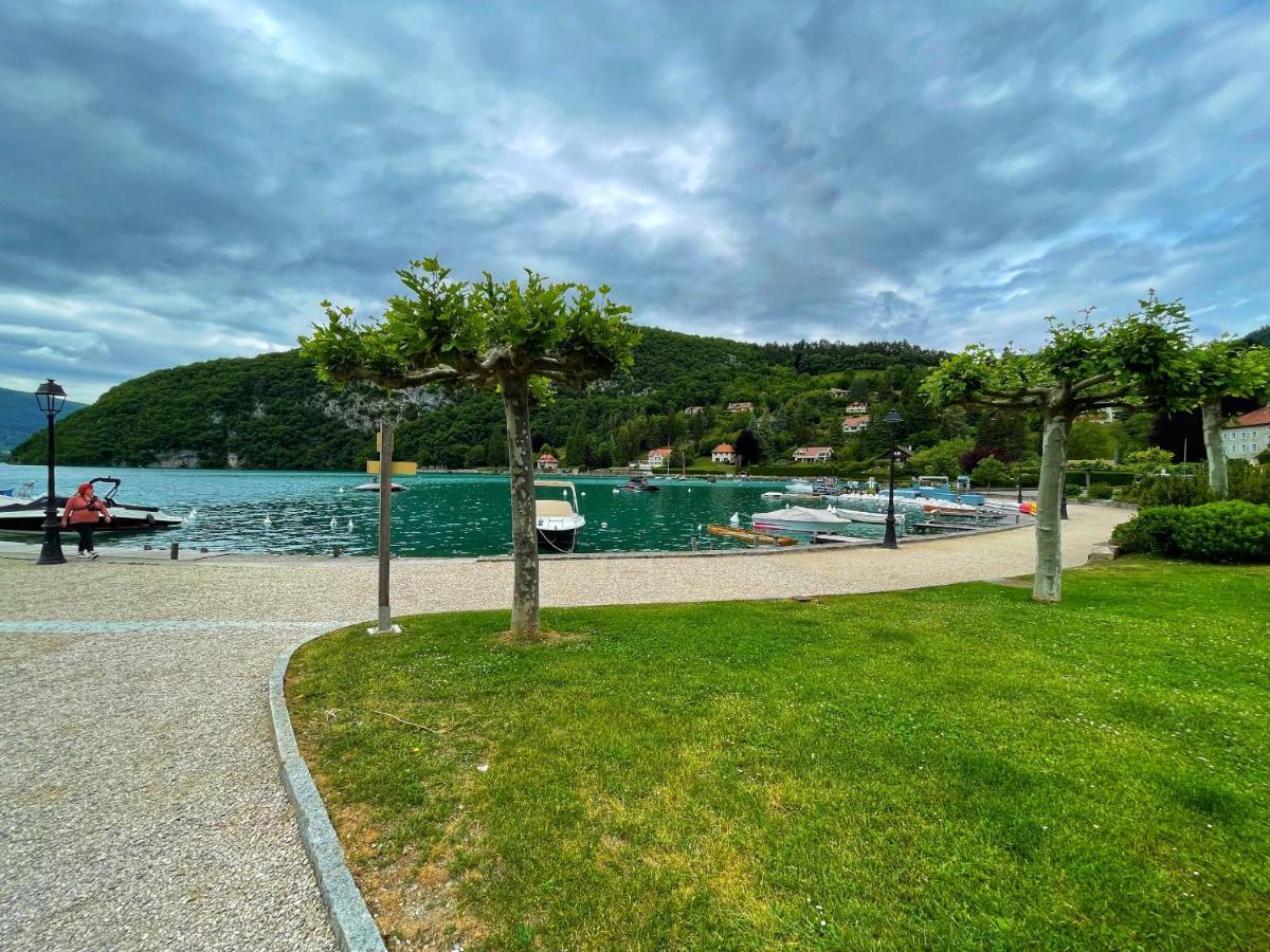 Reflet Bleu Du Lac D'Annecy 3 Etoiles - Face Au Lac, Parking Gratuit, Paddle Board Doussard Exterior photo